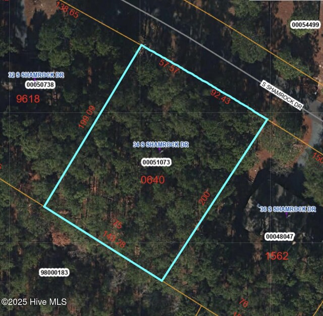 34 S Shamrock Dr, Foxfire Village, NC 27281