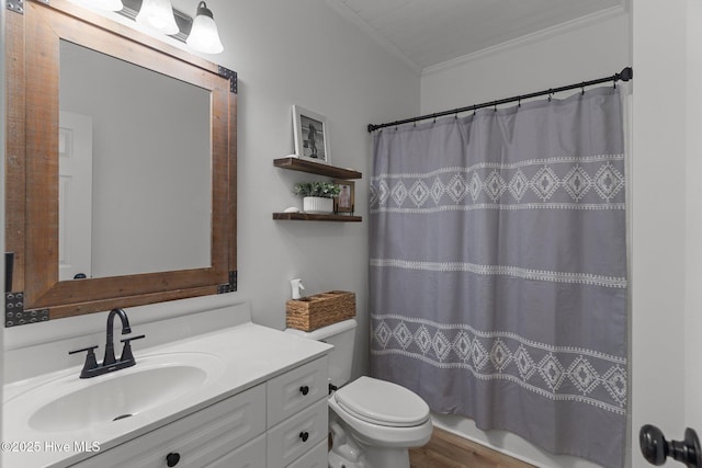 817 Glenarthur Dr, Wilmington, NC 28412 - full bath with crown molding, toilet, vanity, and wood finished floors