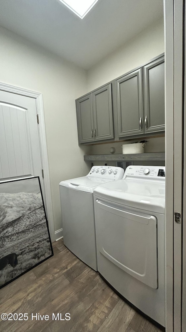 87 Strut Way, Rocky Point, NC 28457 - laundry area with independent washer and dryer, cabinet space, and dark wood finished floors