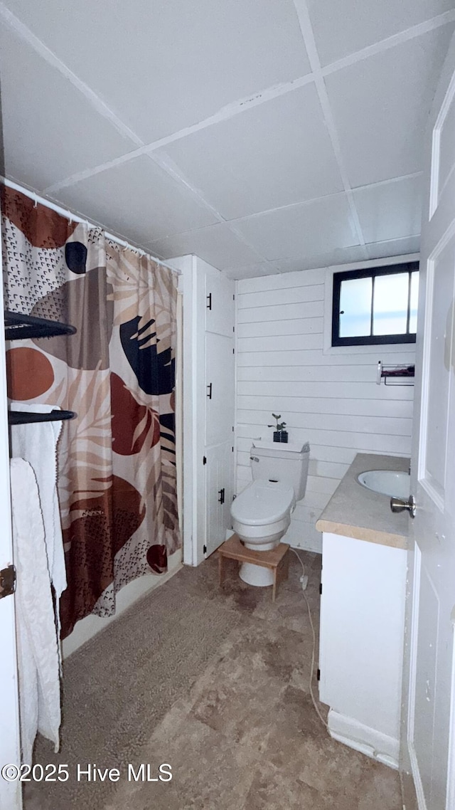 308 Terry St, Hamlet, NC 28345 - full bathroom featuring toilet, vanity, and a shower with curtain