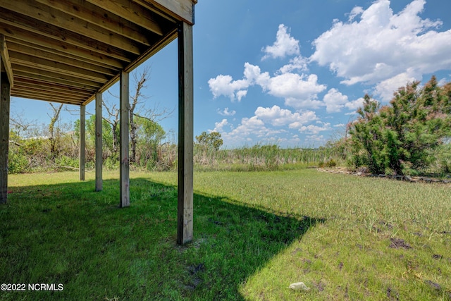 316 Bay Cir, North Topsail Beach, NC 28460 - view of green lawn
