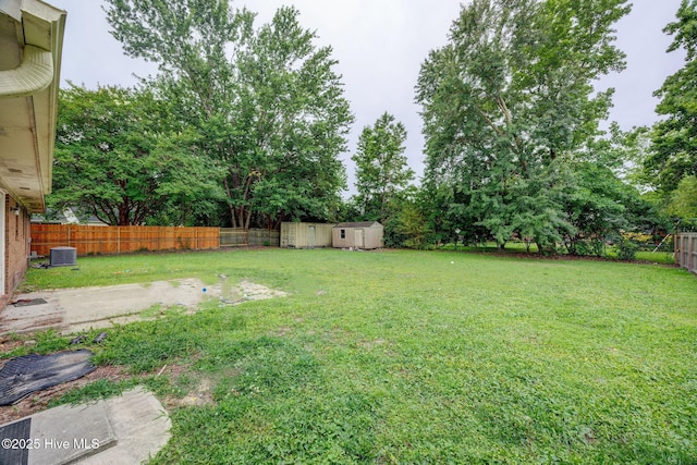 4448 Jamey Ct, Wilmington, NC 28405 - view of yard with central AC