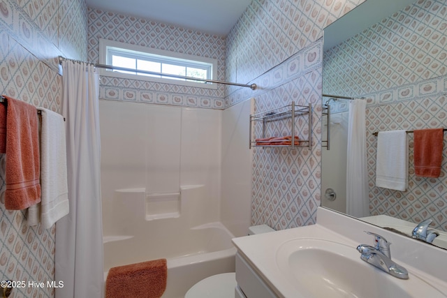 315 Thomas Pl, Washington, NC 27889 - full bathroom with wallpapered walls, shower / tub combo, vanity, and toilet