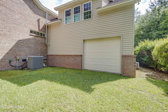 315 Thomas Pl, Washington, NC 27889 - garage with cooling unit