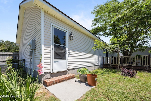 119 Cobblestone Trl, Jacksonville, NC 28546 - view of property exterior with entry steps