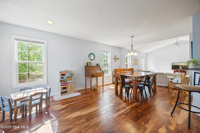 130 Woodgreen Ln, Aberdeen, NC 28315 - dining room featuring wood finished floors, a textured ceiling, recessed lighting, baseboards, and vaulted ceiling