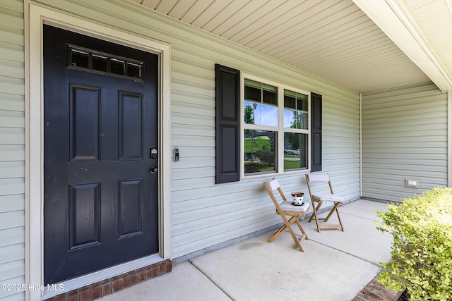302 Boxwood Ct, Jacksonville, NC 28540 - property entrance with a porch