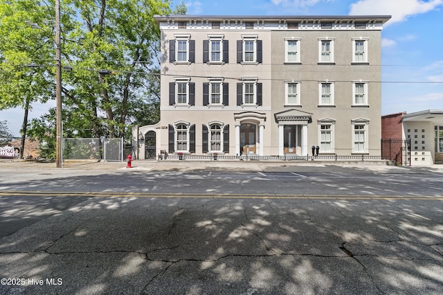 214 S Front St Unit 214, Wilmington, NC 28401 - italianate-style house featuring stucco siding