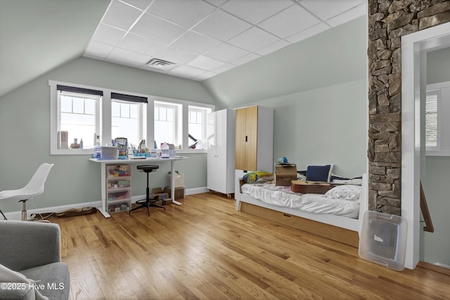 1205 Kings Lndg, Hampstead, NC 28443 - office area with vaulted ceiling, wood finished floors, and baseboards