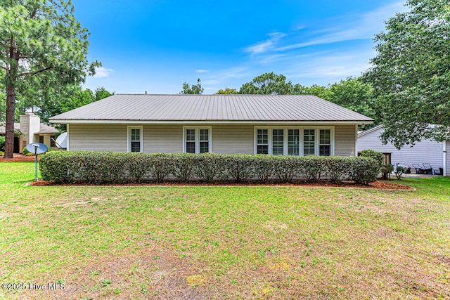 129 Shagbark Ct, West End, NC 27376 - ranch-style house featuring a front lawn