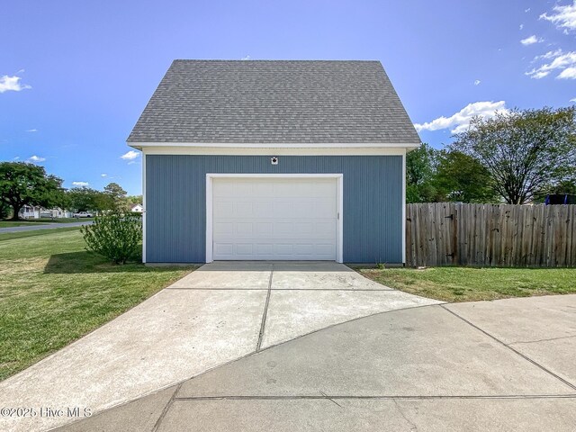 106 Sound Shore Dr, Currituck, NC 27929 - detached garage featuring driveway