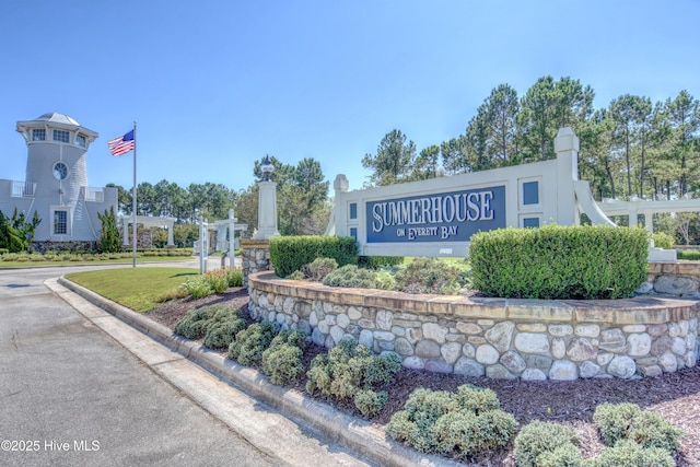 557 Moss Lake Ln, Holly Ridge, NC 28445 - view of community sign