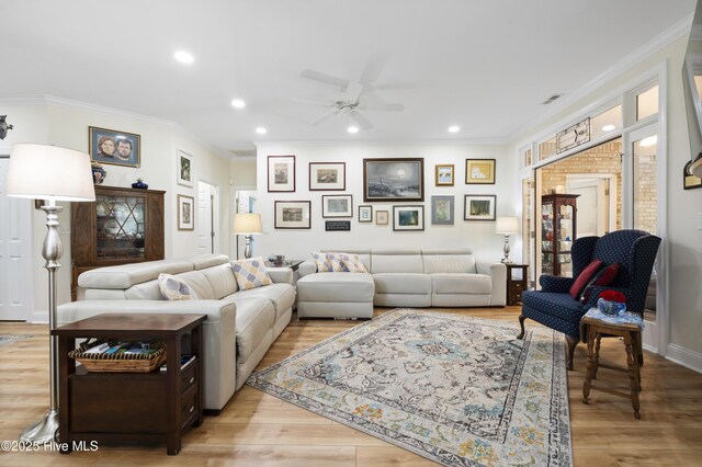 106 N Shore Dr, Sneads Ferry, NC 28460 - view of property location featuring a large body of water and a golf course