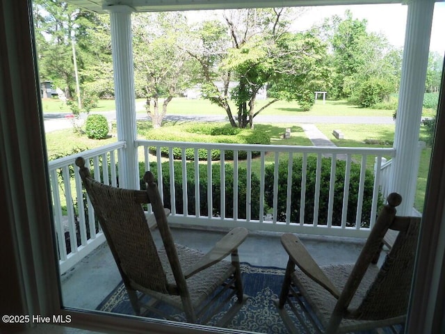 108 Swan Point Rd, Bayboro, NC 28515 - view of porch