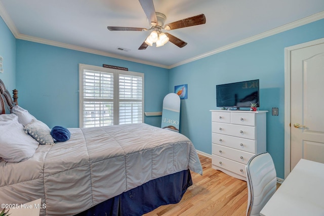 809 Berwyn Rd, Wilmington, NC 28409 - bedroom featuring light wood-style floors, ornamental molding, and a ceiling fan