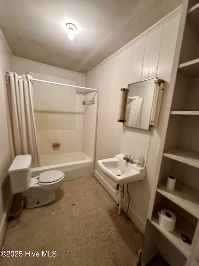 718 Beasley Rd, Roper, NC 27970 - full bath featuring toilet, shower / tub combo, a sink, and crown molding