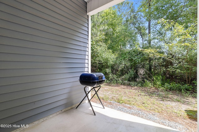 210 N Stingray Ln, Sneads Ferry, NC 28460 - view of patio with area for grilling