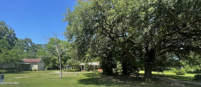 308 Hooker Rd, Wilmington, NC 28403 - view of grassy yard