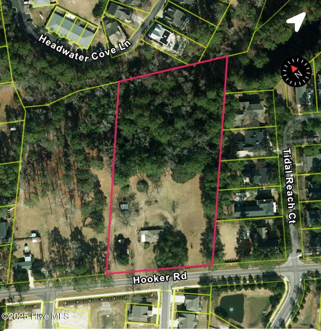 308 Hooker Rd, Wilmington, NC 28403 - aerial map of property and surrounding area featuring property boundaries highlighted