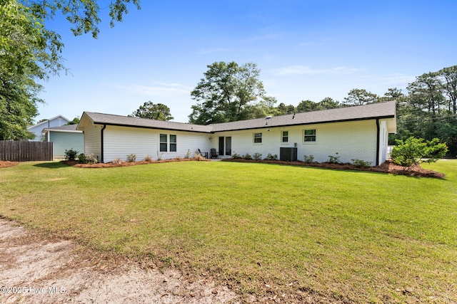 1015 E Moore St, Southport, NC 28461 - view of rear view of house