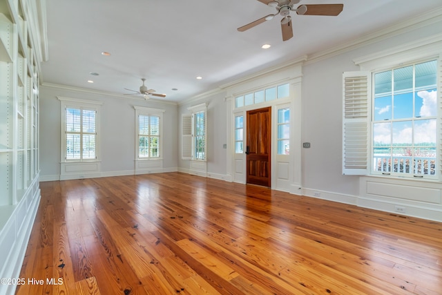 588 E Harborside Rd, Oriental, NC 28571 - foyer entrance with ceiling fan, crown molding, hardwood / wood-style flooring, baseboards, and recessed lighting