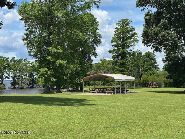 304-306 Pineview Dr, Edenton, NC 27932