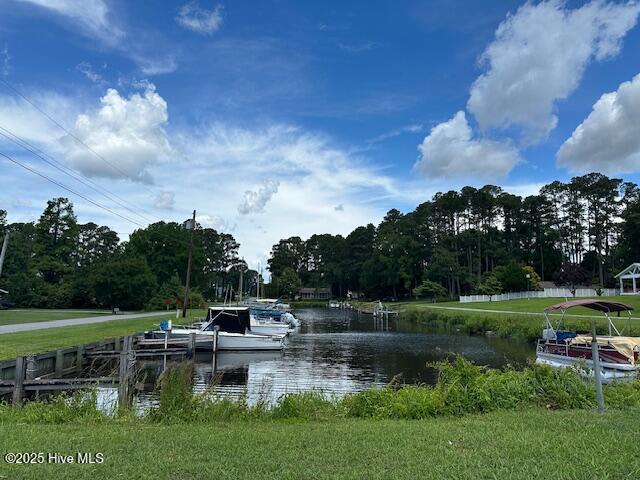 304-306 Pineview Dr, Edenton, NC 27932