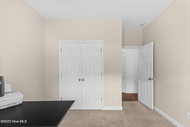 317 Inverness Dr, Hubert, NC 28539 - carpeted office with baseboards