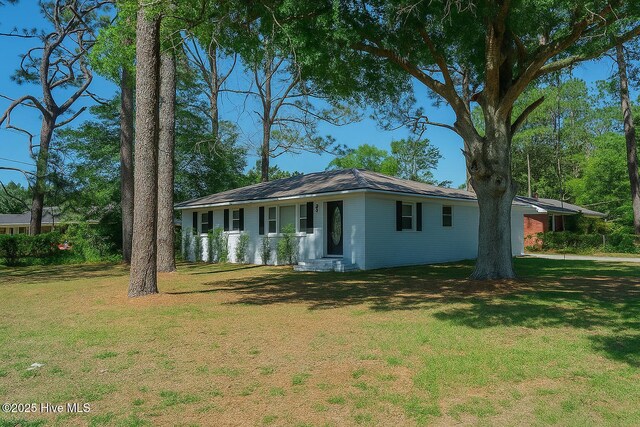 227 Rose Ave, Wilmington, NC 28403 - ranch-style home featuring a front lawn