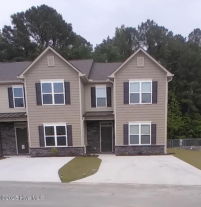 312 Glenellen Loop Rd, Midway Park, NC 28544 - view of front facade featuring stone siding
