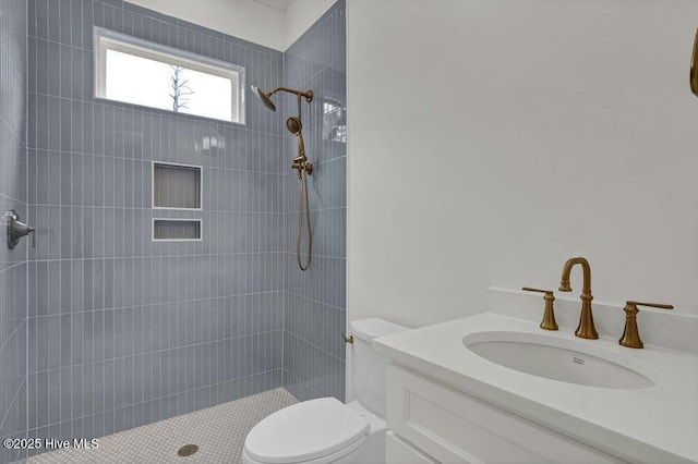 324 Grayhawk Cir, Wilmington, NC 28411 - bathroom with a tile shower and vanity