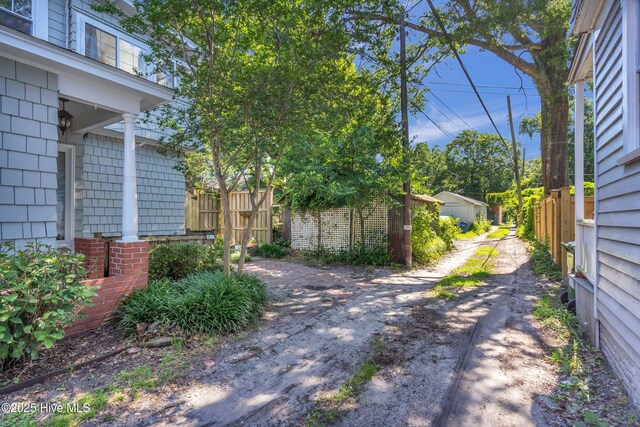 114 N 16th St, Wilmington, NC 28401 - view of dirt / gravel road