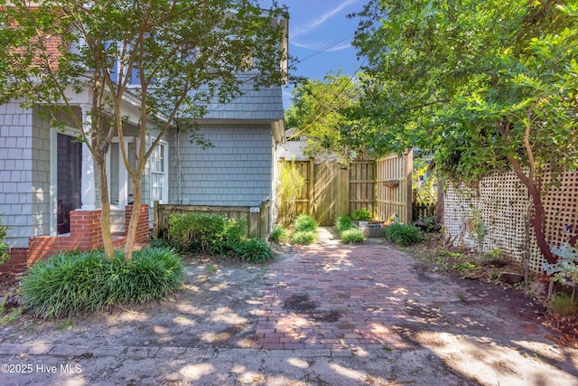 114 N 16th St, Wilmington, NC 28401 - view of patio
