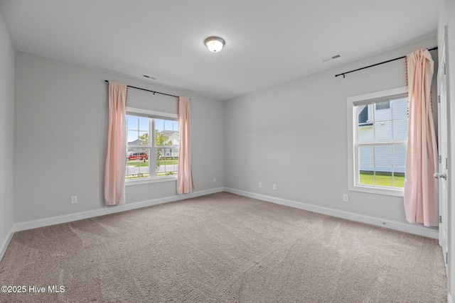 2001 Snapper St, New Bern, NC 28562 - unfurnished room with baseboards and carpet