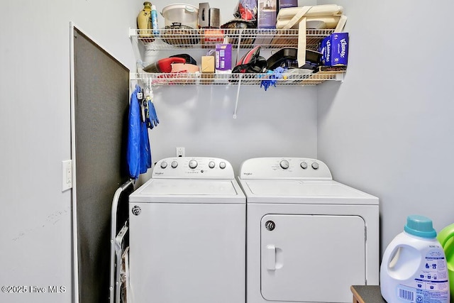 3212 Wexford Way, Southport, NC 28461 - laundry area featuring washer and clothes dryer