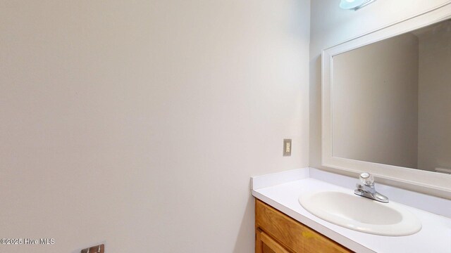 165 Sandhurst Pl, Southern Pines, NC 28387 - bathroom featuring vanity