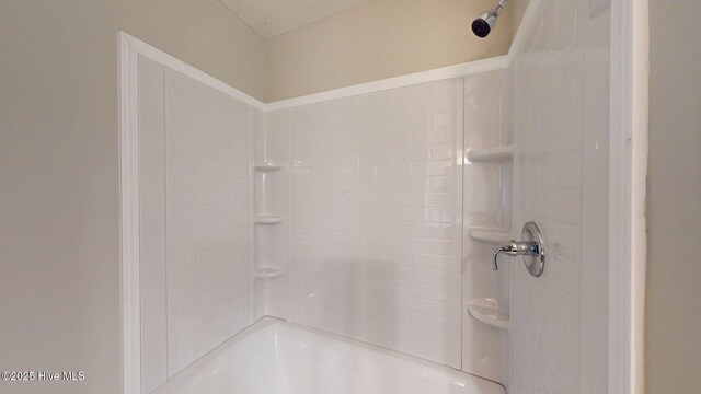 165 Sandhurst Pl, Southern Pines, NC 28387 - full bathroom featuring tub / shower combination