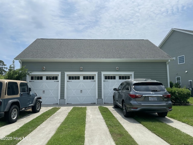 8395 Penny Royal Ln, Wilmington, NC 28412 - garage with driveway
