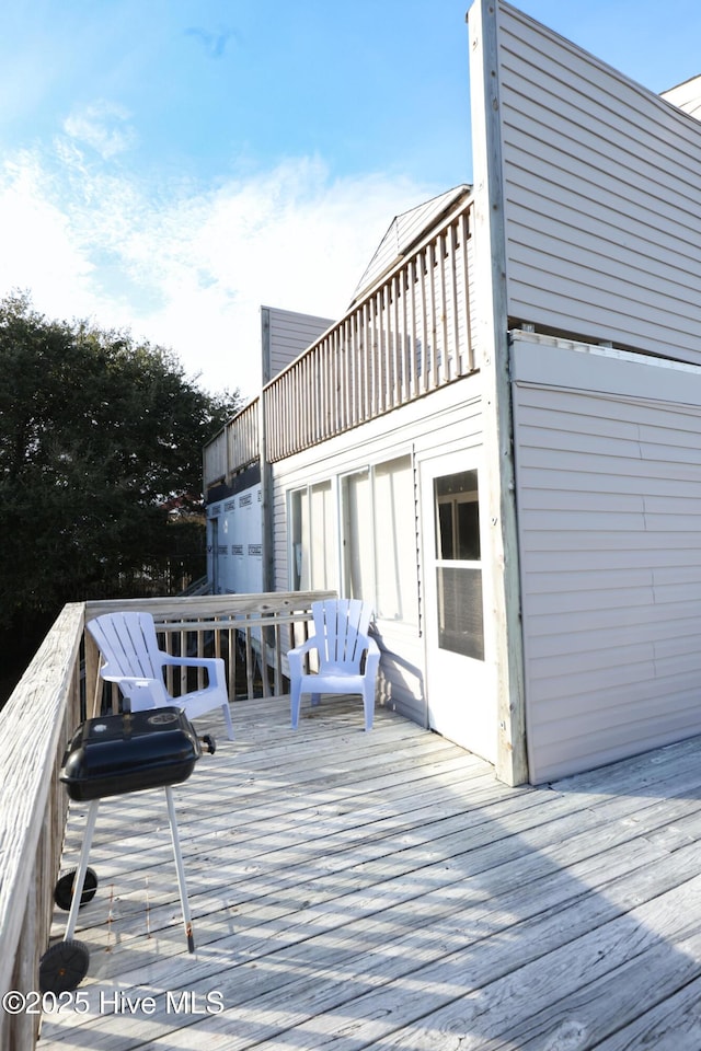 1116 E Ft Macon Rd, Atlantic Beach, NC 28512 - view of deck