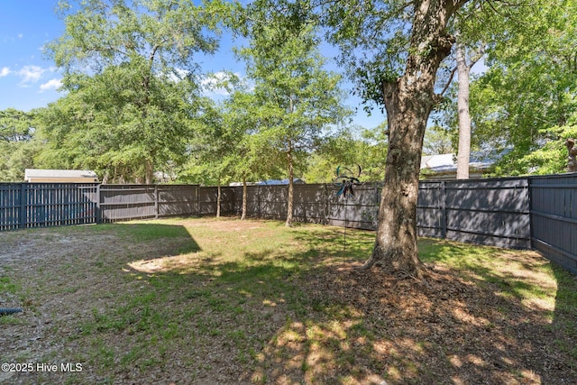 124 NE 35th St, Oak Island, NC 28465 - view of yard