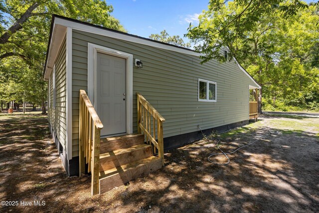 10378 Neuse Rd, Grantsboro, NC 28529 - view of outdoor structure featuring entry steps