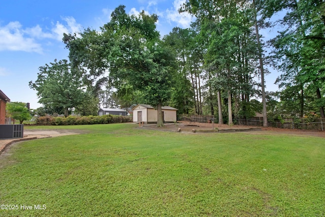 287 Perkins Rd, Goldsboro, NC 27530 - view of yard featuring central AC