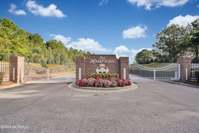 8715 NW Baton Rouge Ave NW Unit 1155-, St Phillips, Calabash, NC 28467 - community sign with a gate
