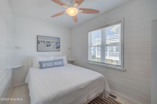 1904 Ocean Blvd, Topsail Beach, NC 28445 - bedroom with ceiling fan