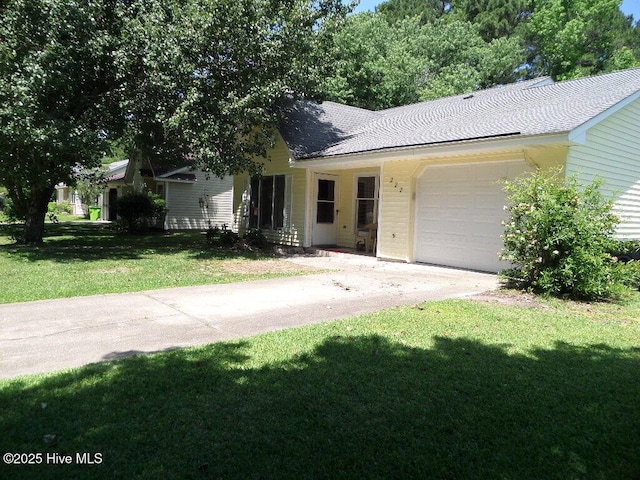 222 Rivershore Dr, New Bern, NC 28560 - single story home with concrete driveway, a garage, and a front yard