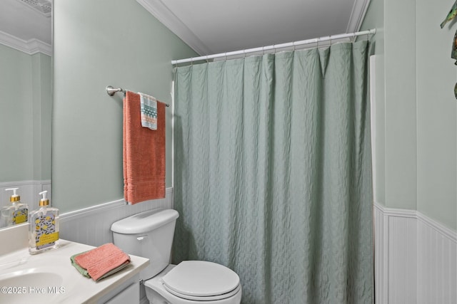 404 Penny Ln Unit F, Morehead City, NC 28557 - full bath with a wainscoted wall, toilet, crown molding, vanity, and a shower with shower curtain