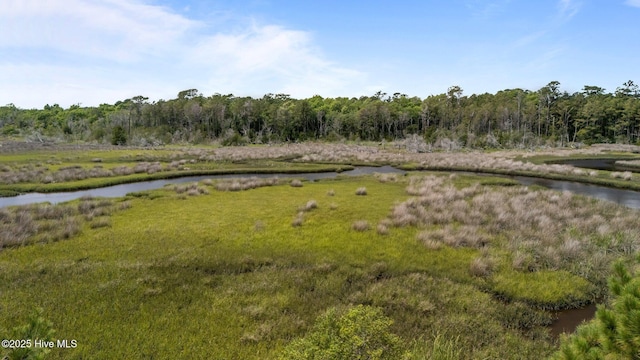 615 Cannonsgate Dr, Newport, NC 28570