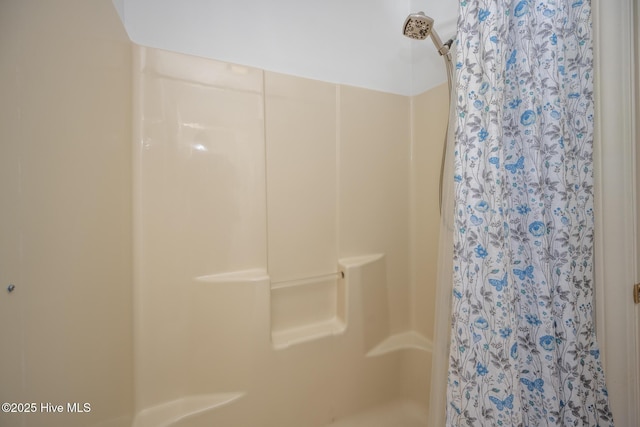 103 Continental Dr Unit 3, Elizabeth City, NC 27909 - bathroom with a shower with curtain