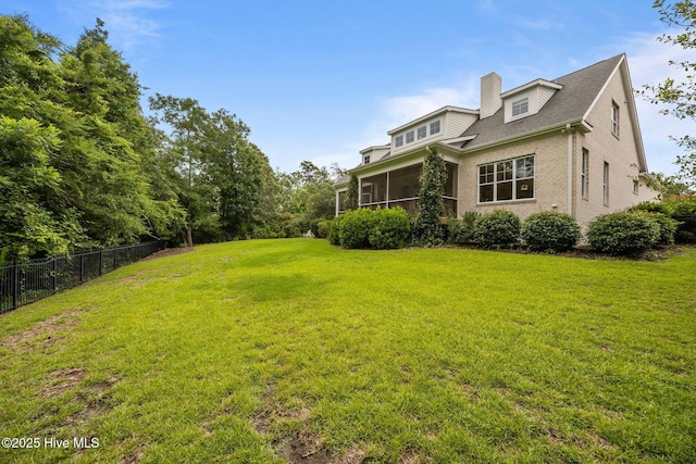 137 Summerset Lndg, Hampstead, NC 28443 - view of yard with a sunroom
