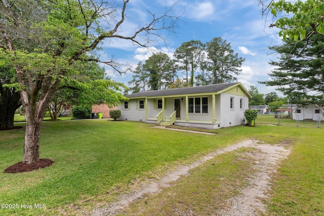 210 Glenburnie Dr, New Bern, NC 28560 - ranch-style home featuring driveway